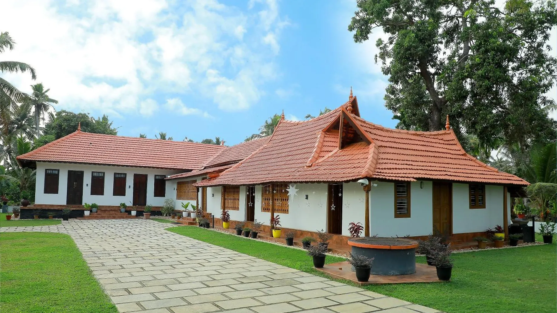 Mulanthanam Resorts And Home Stay Champakulam