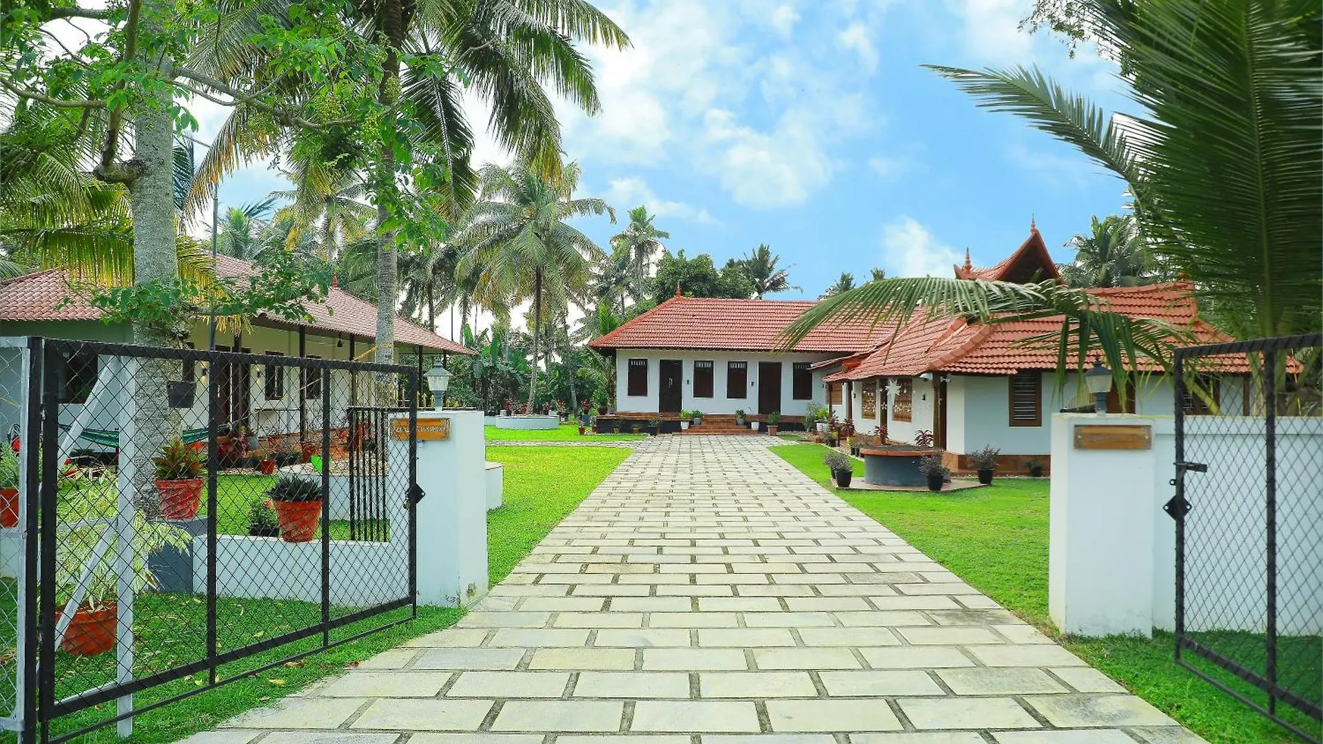 Mulanthanam Resorts And Home Stay Champakulam Индия